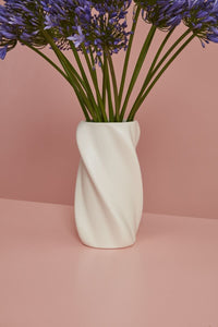 Accent Decor Florian Vase Vases