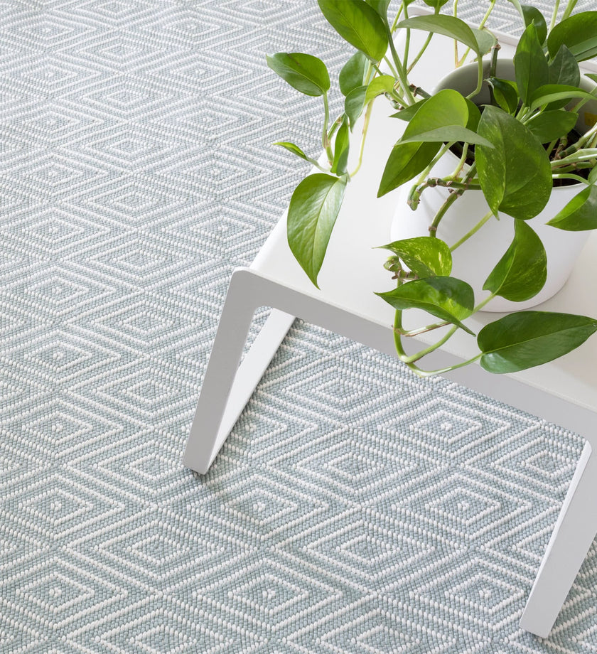 Diamond Indoor/Outdoor Rug- Light Blue/Ivory - secondary