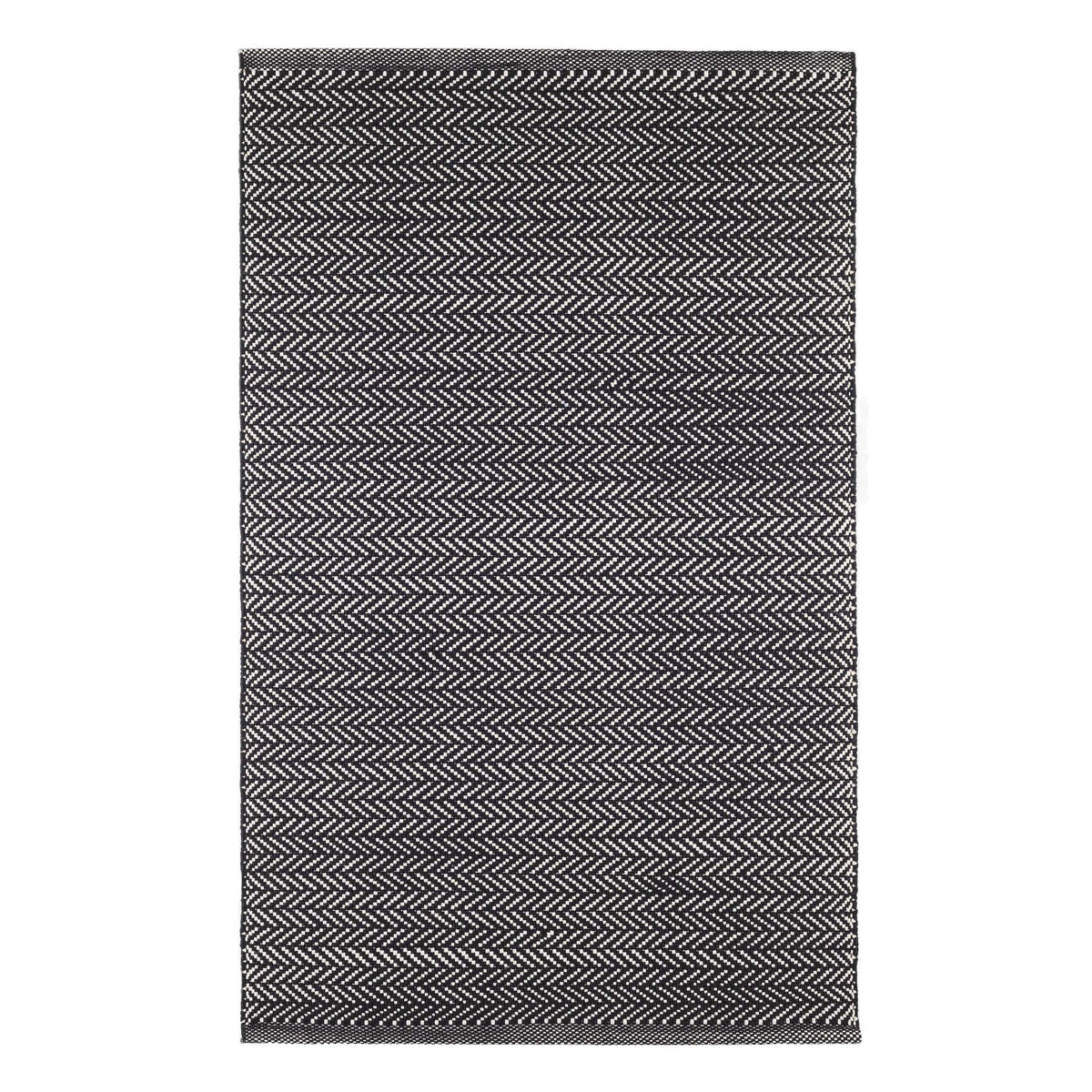 Annie Selke Herringbone Indoor/Outdoor Rug- Black/Ivory Rugs