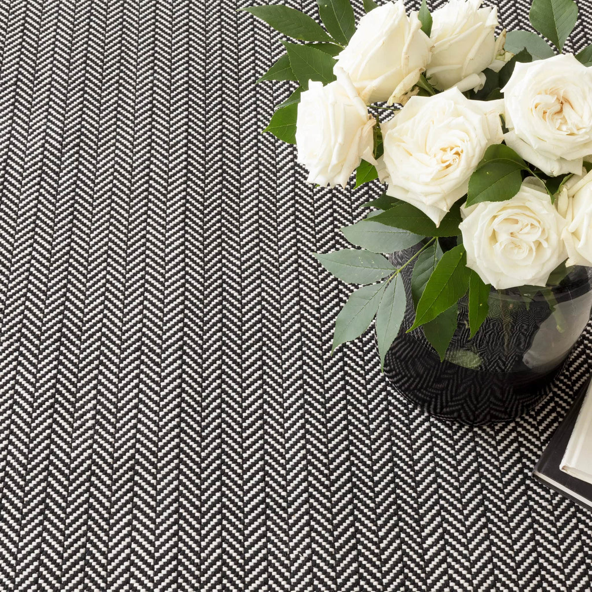Annie Selke Herringbone Indoor/Outdoor Rug- Black/Ivory Rugs
