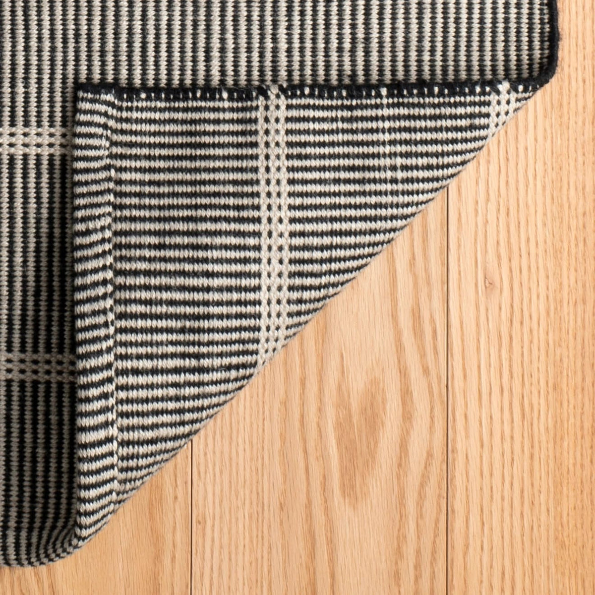 Samson Rug Samson Indoor/Outdoor Rug- Black – Megan Molten