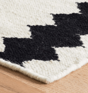 Annie Selke Senna Woven Wool Rug- Ivory/Black Rugs