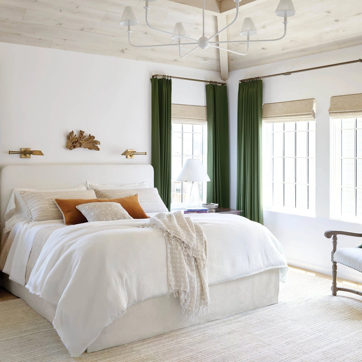 Annie Selke Stone Washed Linen Tailored Paneled Bed Skirt Bedskirts