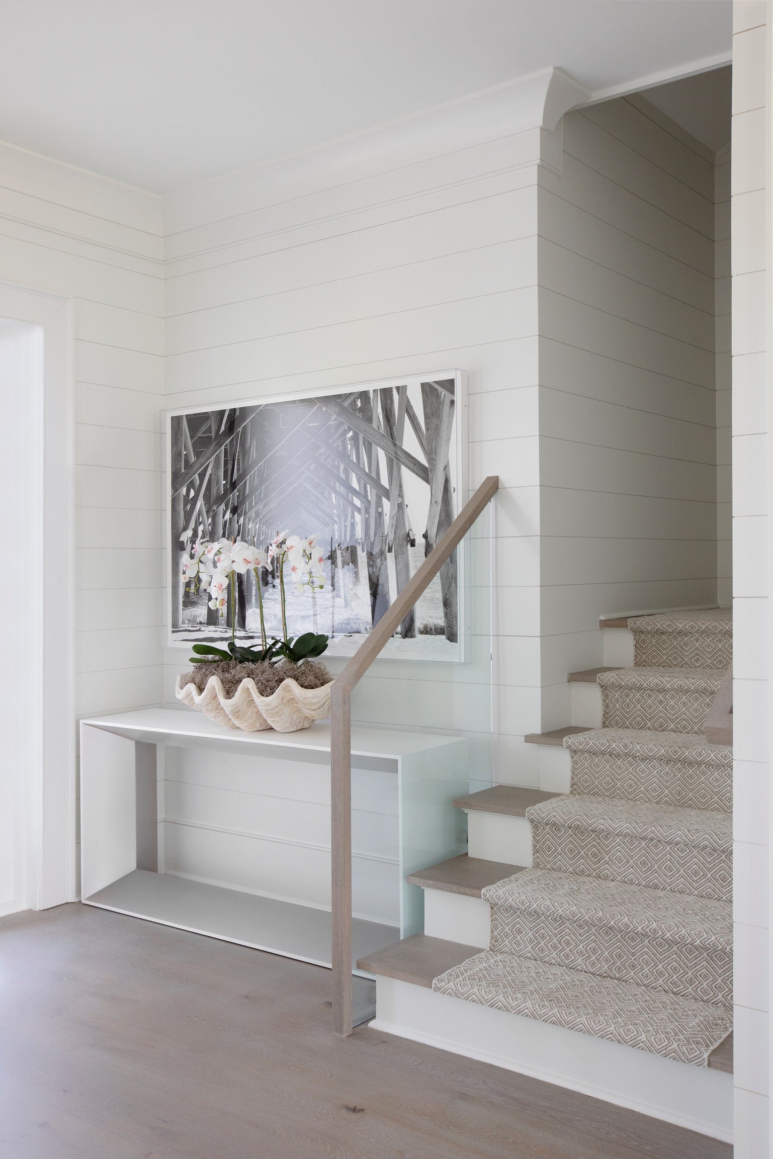 Magnesia Clamshell – Megan Molten