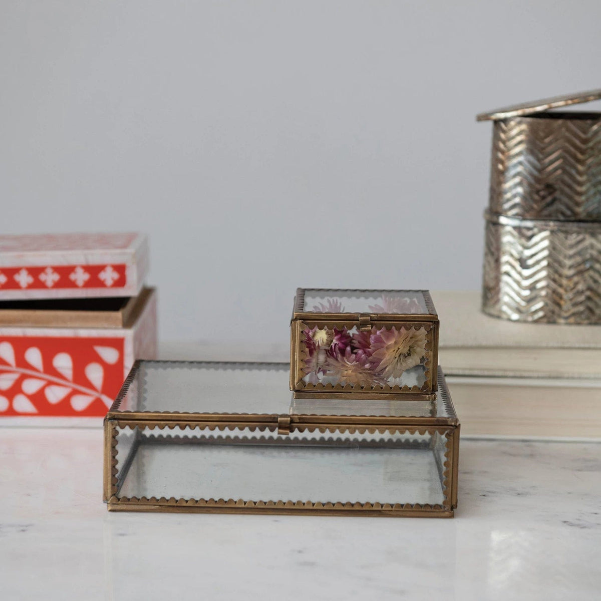 Creative Co-op Scalloped Edges Display Box Decor