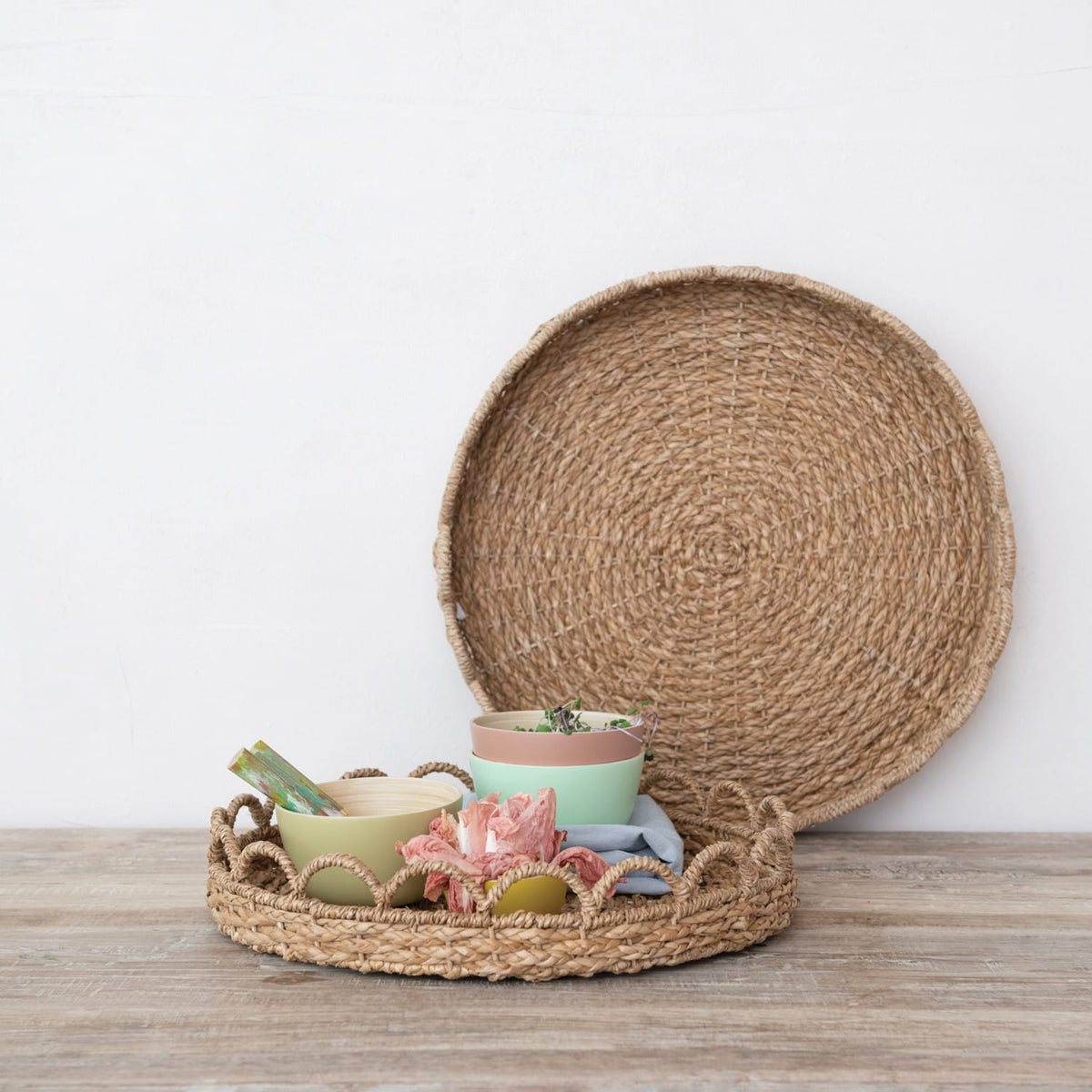 Creative Co-op Woven Seagrass Scalloped Trays Decorative Trays