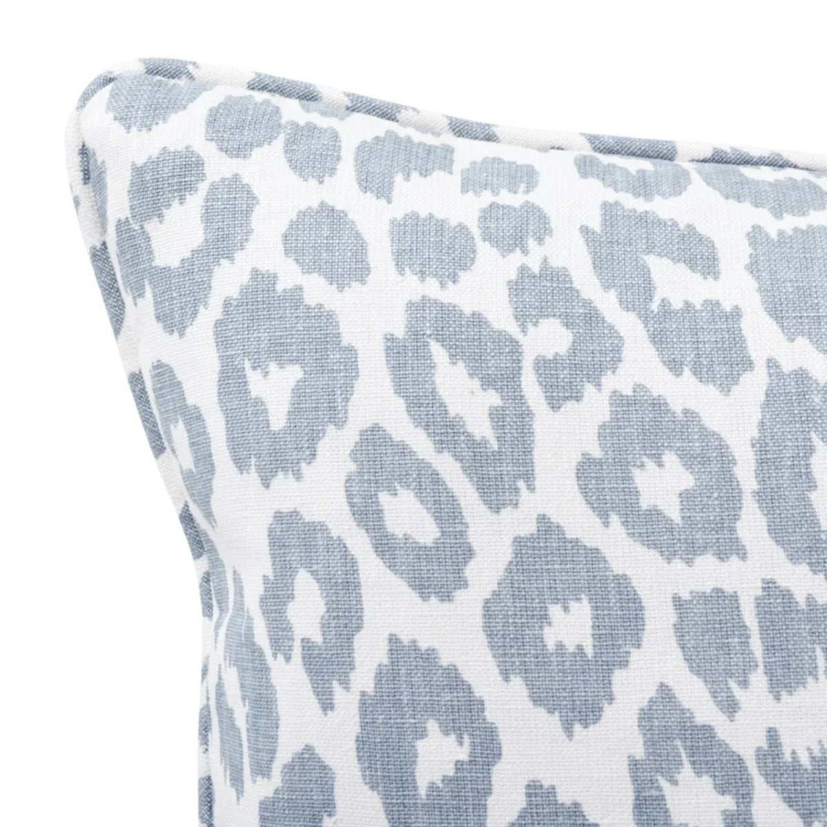 Dekowe 12 x 20 Iconic Leopard Pillow Throw Pillows