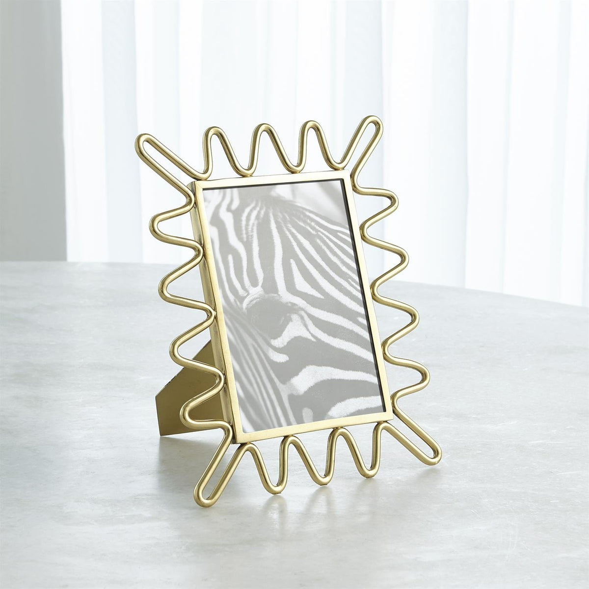 Ric Rac Gold Frame – Megan Molten