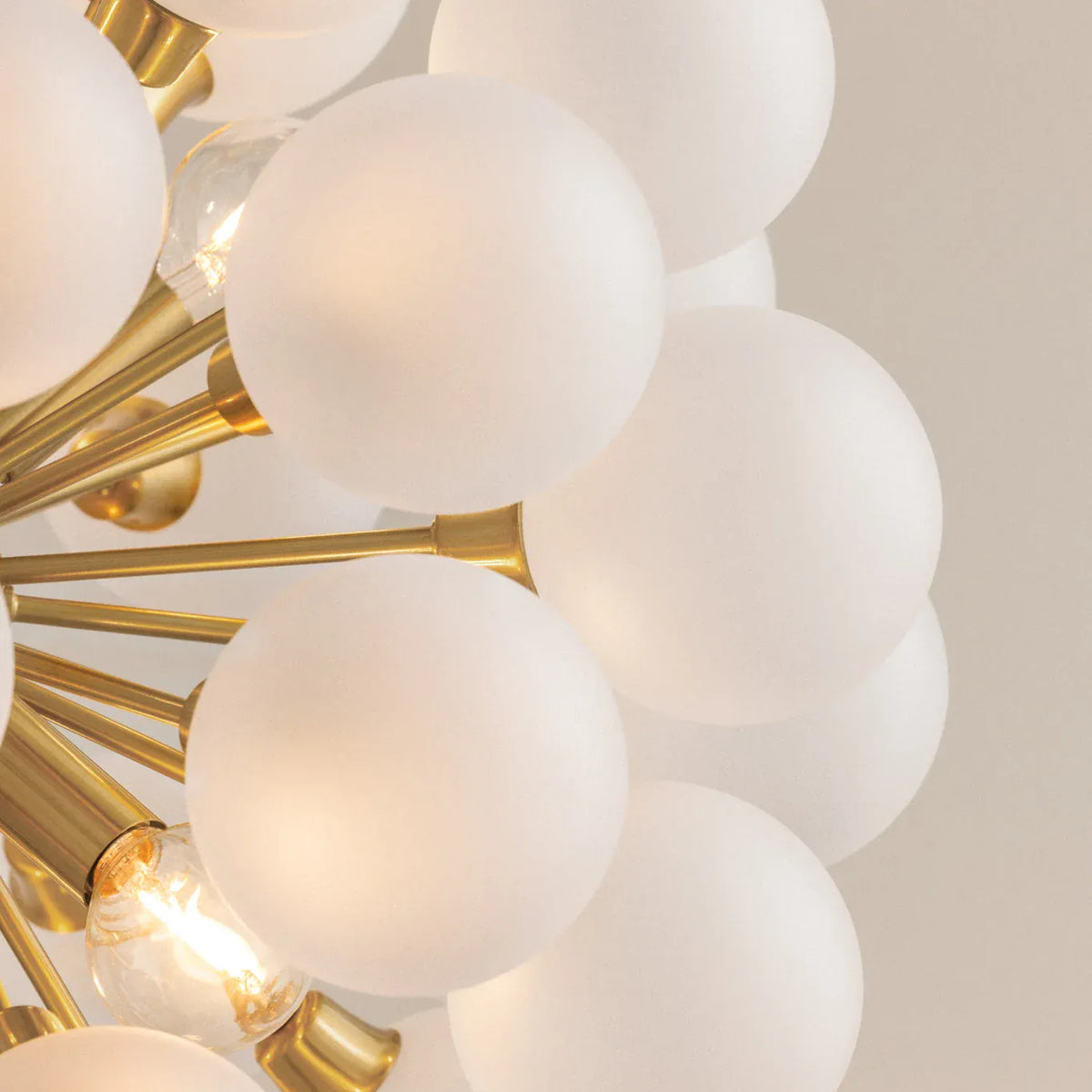 Hudson Valley Antoneta Chandelier Chandeliers H1087806-AGB