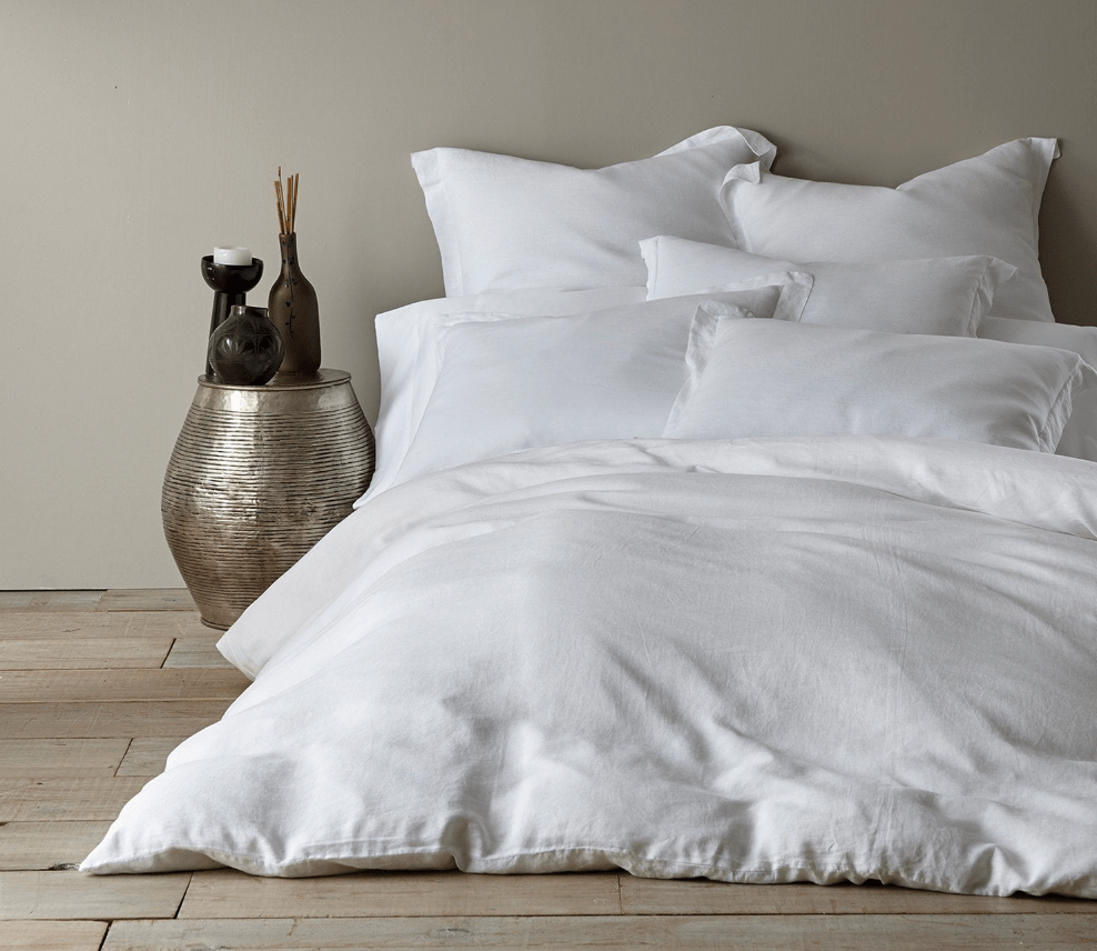 Levtex Twin / White Linen Duvet Cover Linens & Bedding L600DT