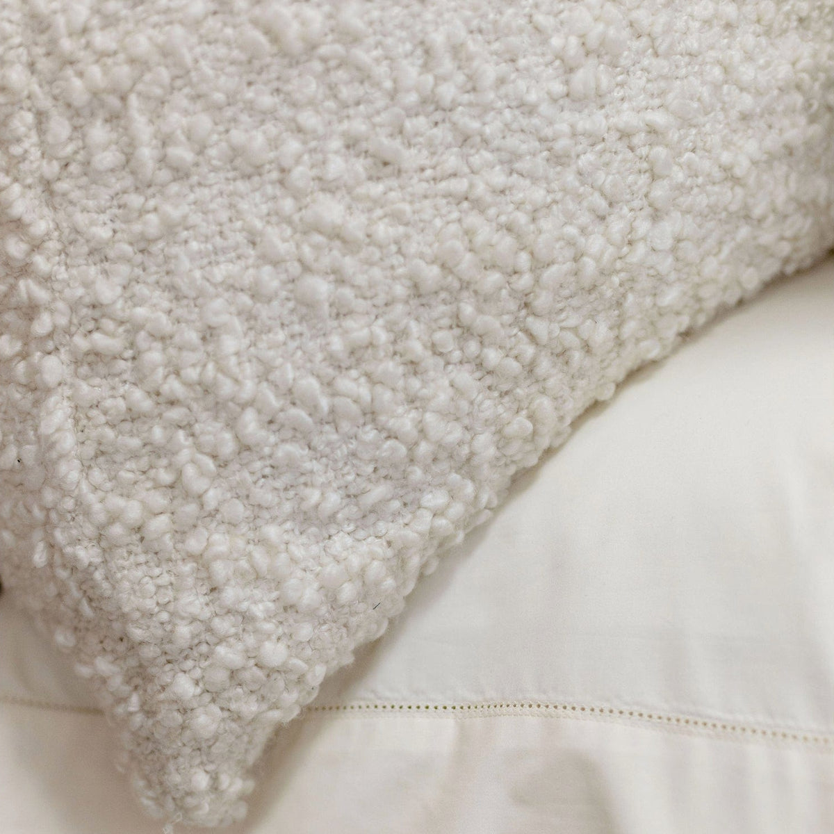 PomPom Murphy Big Pillow Linens & Bedding JC1200IV20MURHPYBP