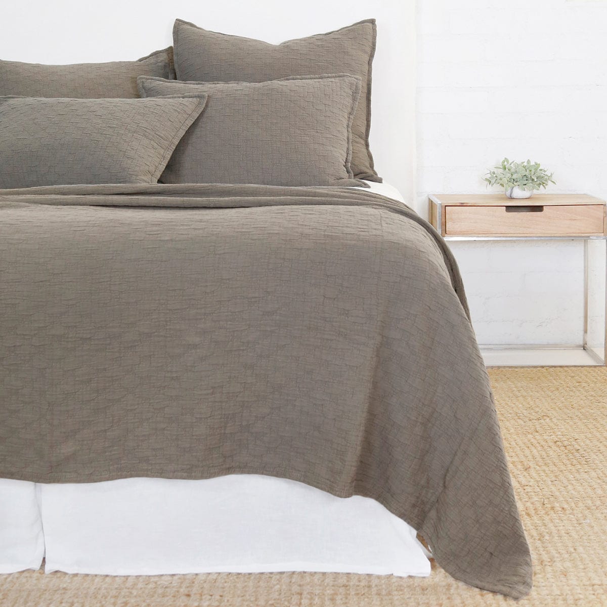 PomPom Ojai Collection Linens & Bedding
