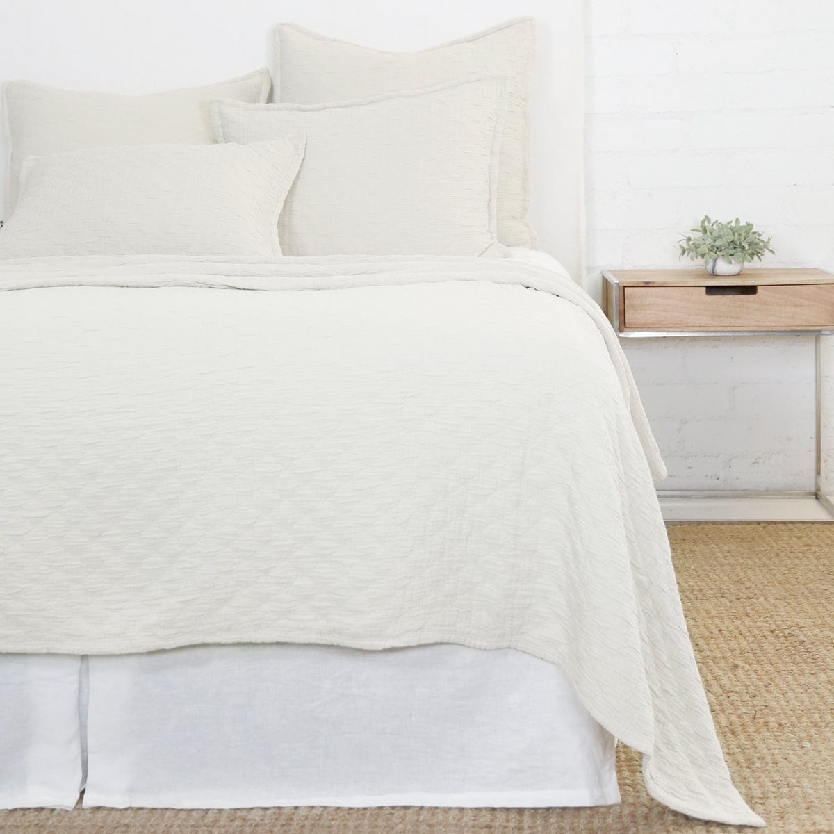 PomPom Ojai Collection Linens & Bedding