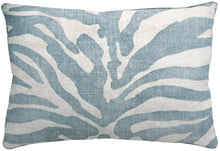 Ryan Studio 14" X 20" Serengeti Pillow Pillows 141-5524