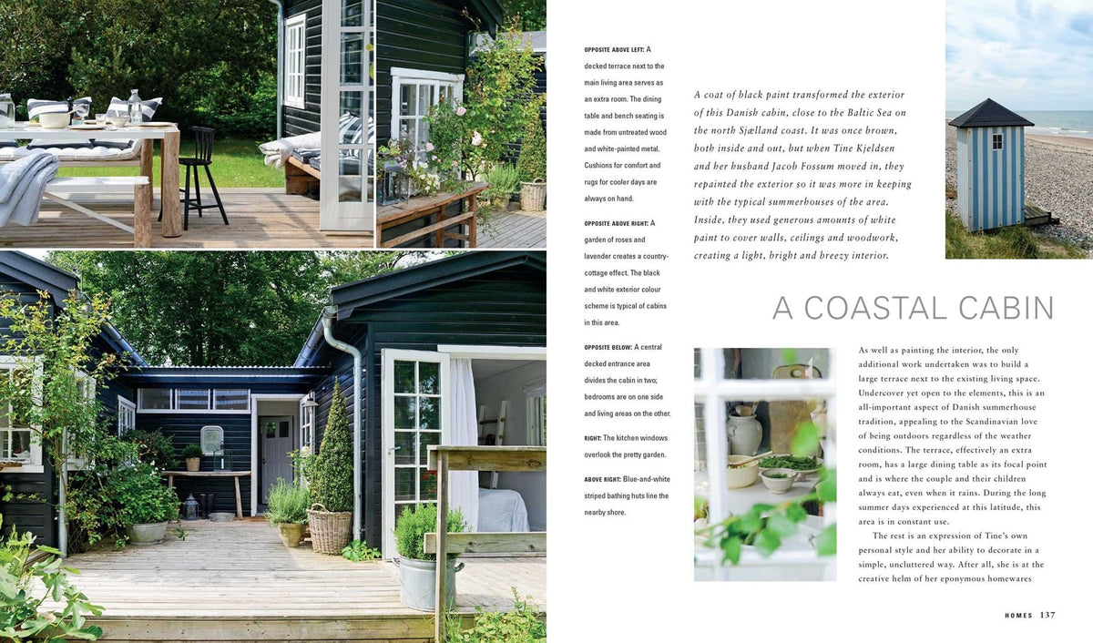 Simon & Schuster Living by the Water: Summer escapes and peaceful retreats Books LivingWater