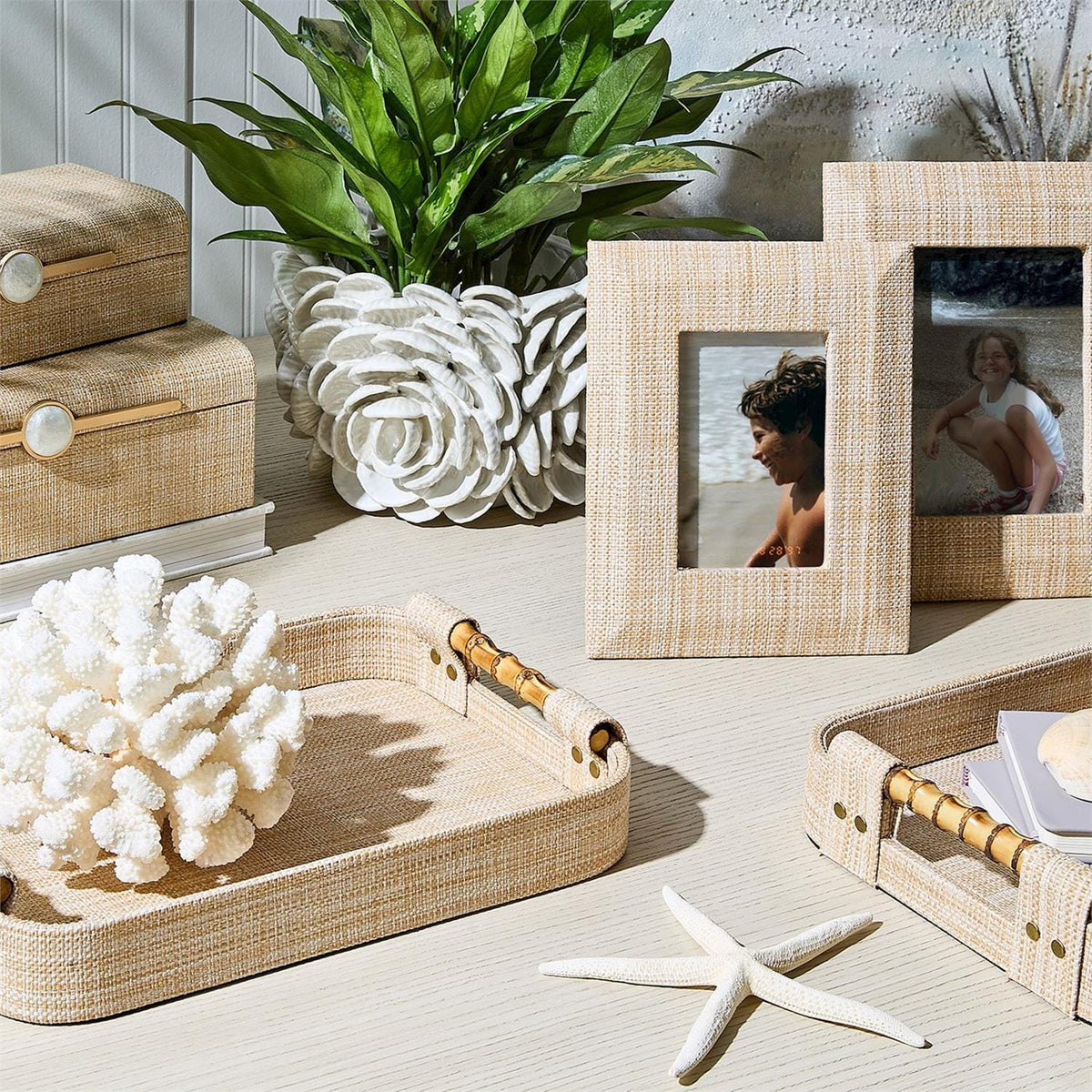 Tozai Monaco Natural Grass Trays Decorative Trays