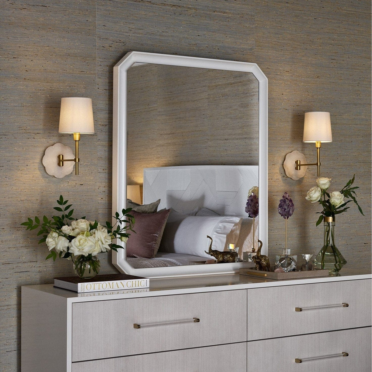 Universal Furniture White Lacquer Dresser Dressers 956040