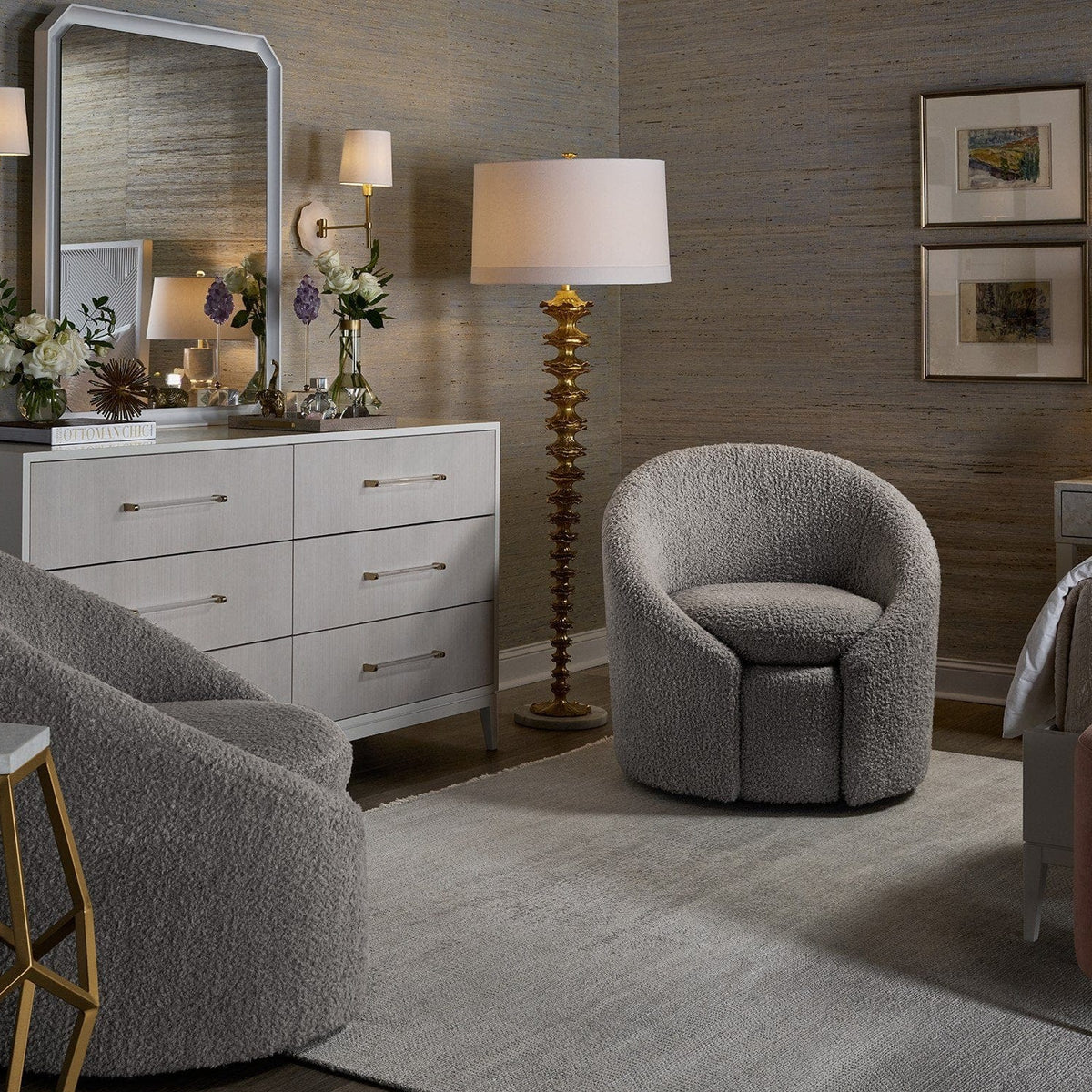 Universal Furniture White Lacquer Dresser Dressers 956040