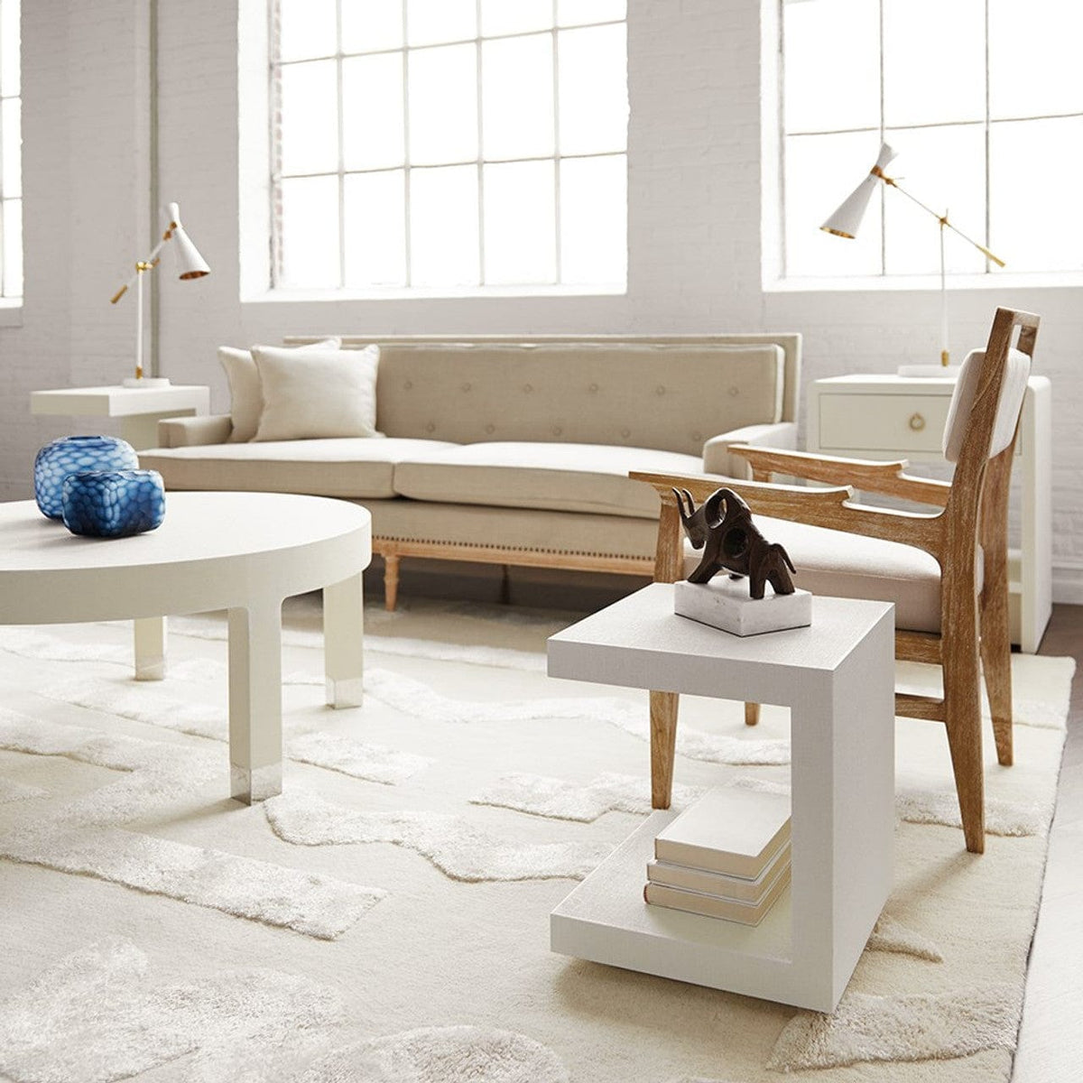 Villa & House Essential Side Table Side Tables