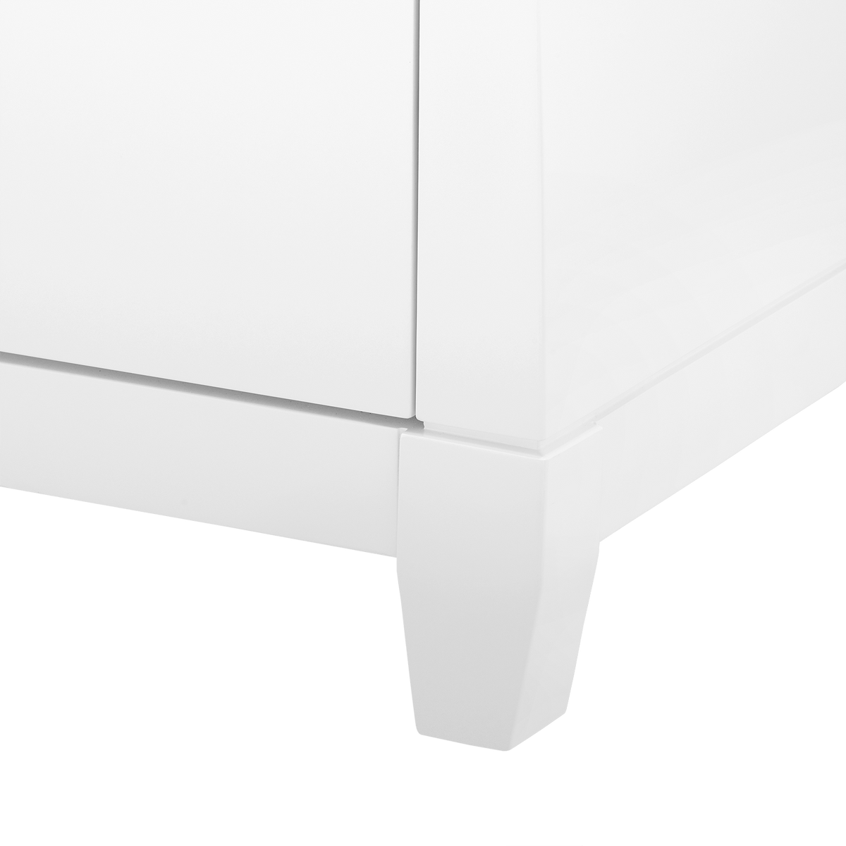 Villa & House Madison 8-Drawer Dressers