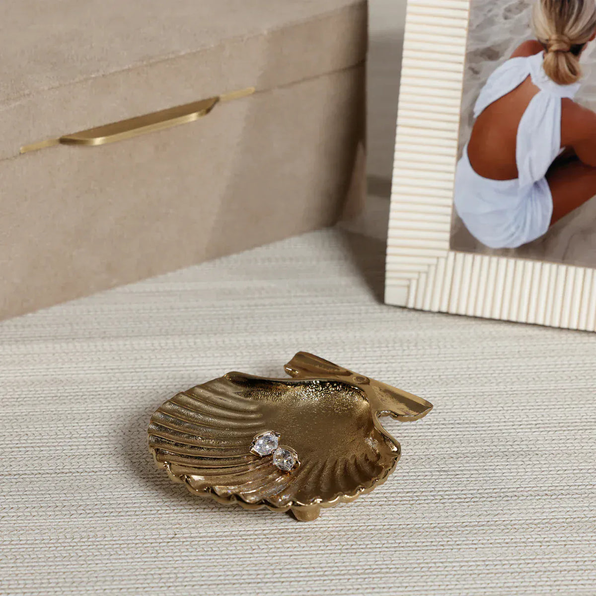 Zodax Sanibel Shell Tray - Raw Gold Aluminum Decorative Trays IN-8495